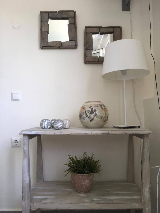 Kasteli Suite Poros Town Bagian luar foto